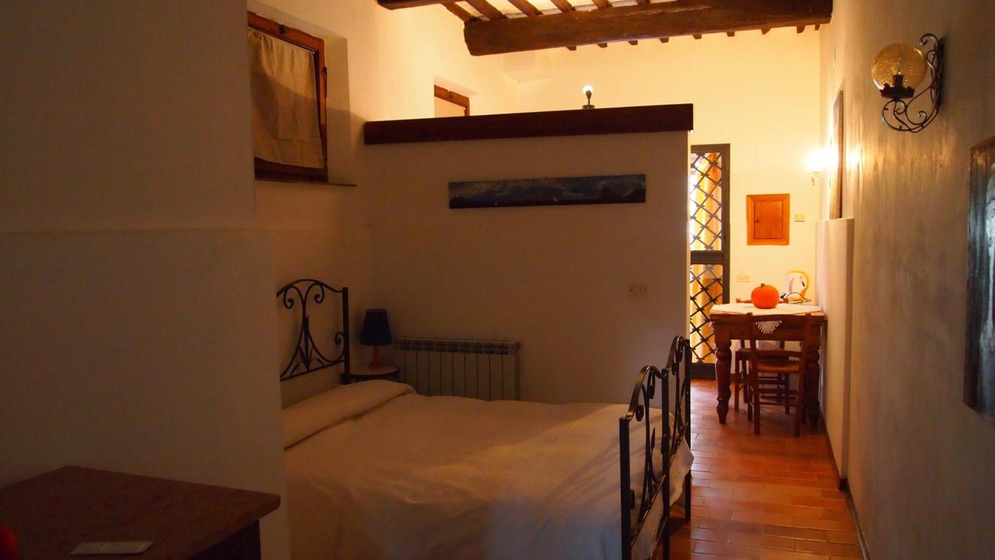 Agriturismo La Terra Valiano Phòng bức ảnh